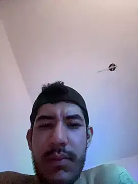 vinihfeh XXX чат на живо