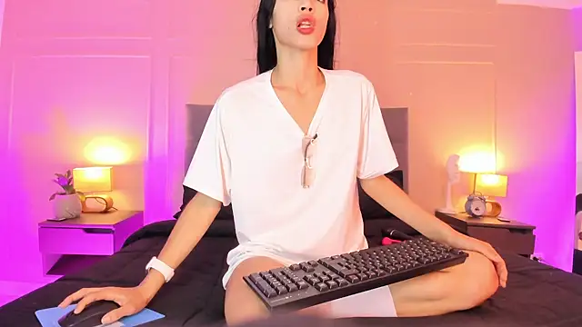 צ'אט XXX בשידור חי של ALICESANDOVAL