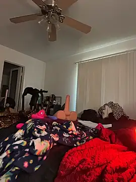 XXX chat uživo modela reecieofficial