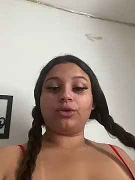 Chat +18 de julia_moreira ao vivo