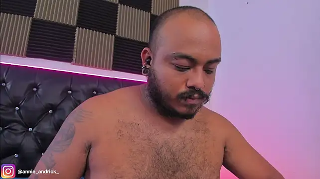 Chat +18 de _Annie_Andrick_ ao vivo