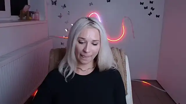 Melodie_Aster Adlı Modelin Canlı XXX Sohbeti