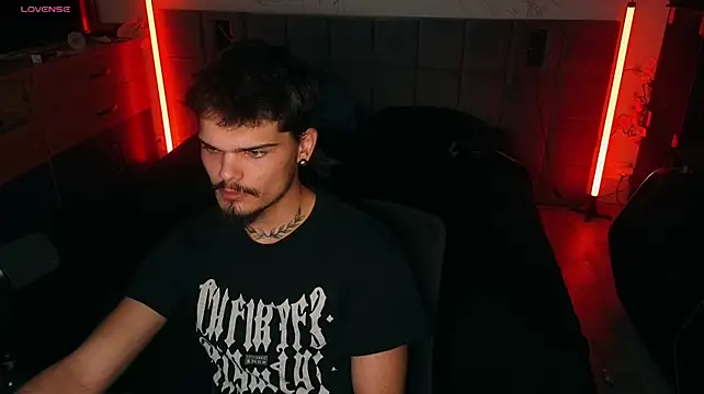 JordanShow's Live XXX Chat