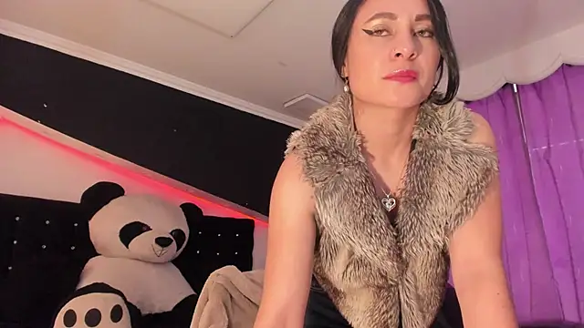 Coral_Gibson – Live XXX-chat