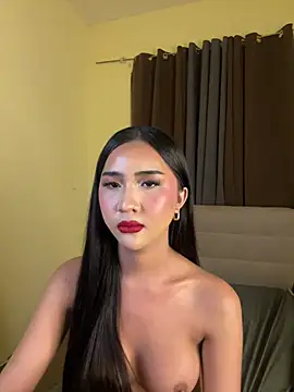 Show modela Diannellove na web-kameri