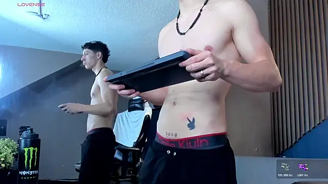 TheGhostforeeonss Live XXX-Chat