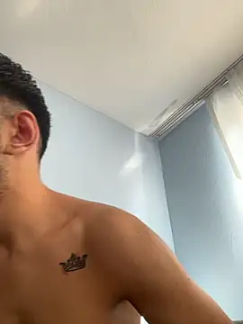 alevderlers Live XXX Chat
