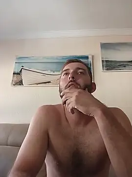 Capitansalami36 – Live XXX-chat