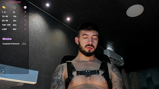 MarkWalker__ 라이브 XXX 채팅