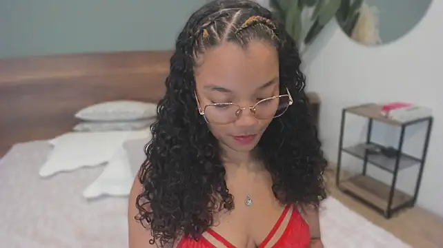IsabellaReinaa's Live XXX Chat