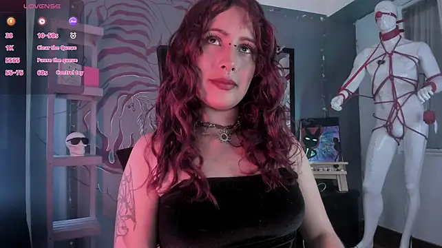 Regina_Iris élő XXX-chatje