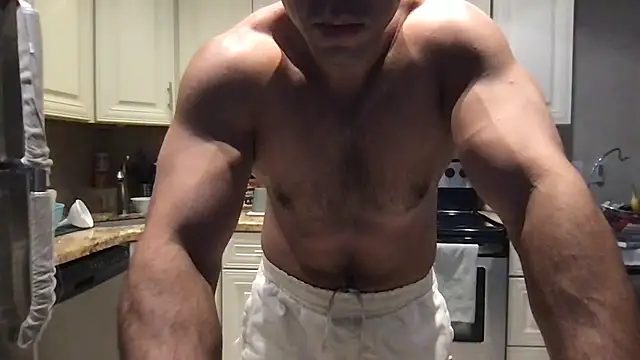 Chatroom XXX en direct de BigGuyMuscle