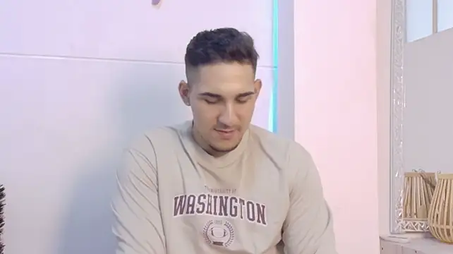 Massimo_11 XXX чат на живо