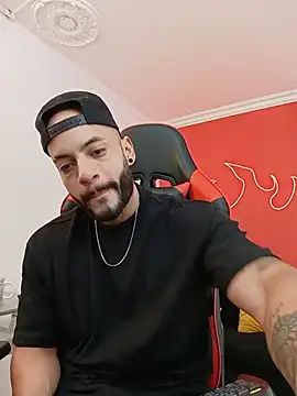แชท XXX สดของ Mike_savage3