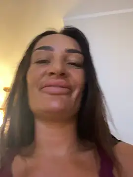 Selina-LDN – Naživo XXX chat
