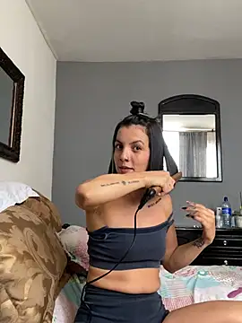 DinahCarter's Live XXX Chat
