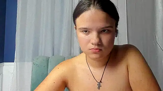 Chat XXX en directo de AdeleCruz