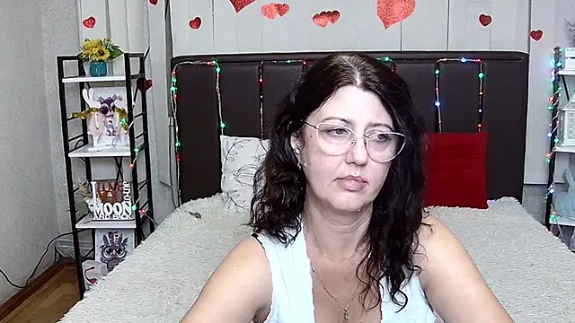RoseHille XXX чат на живо