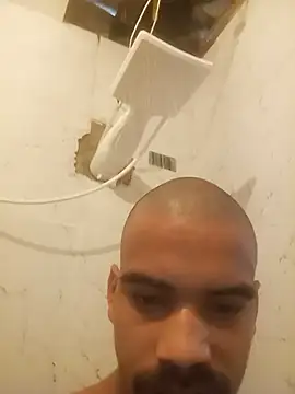 Chat +18 de Jr_pirocudo ao vivo