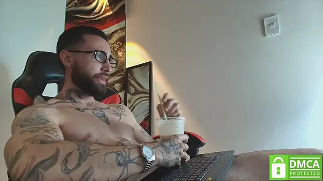 Czat XXX na żywo – Luke_davis01