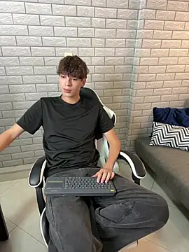 XXX chat uživo modela Nicola_hard