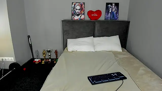 MuscleXXXBarbie Live XXX-chat