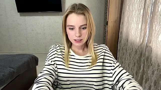 StephenieLandres – Live XXX-chat