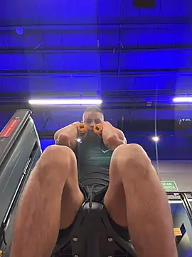 willclayy XXX чат на живо