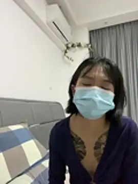 CB-00011 – Live XXX-chat