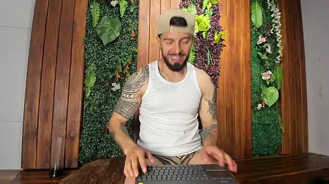 Živý XXX chat Liam_ashford