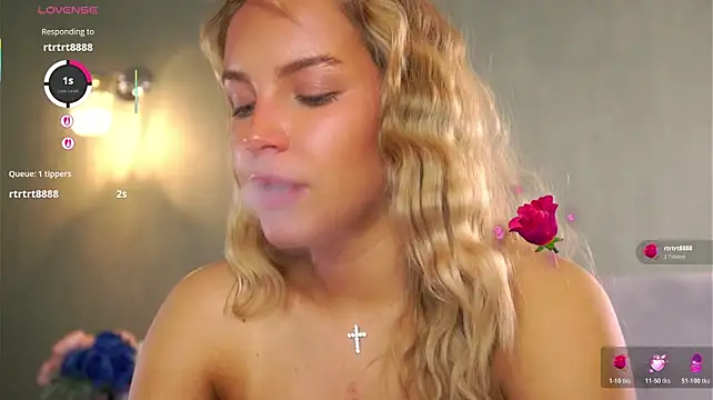 onlyyourami Live XXX Chat