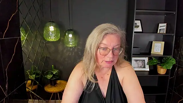 XXX chat uživo modela NataliMellow