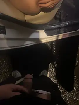 lovekiss888 网络视讯表演