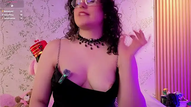 دردشة Charlotte__Miller الجنسية المباشرة