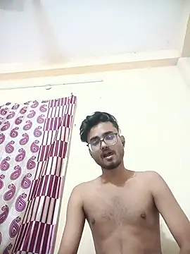 הופעת וובקאם של Vicky_thakur