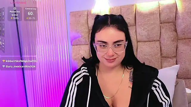 vicky_grey Adlı Modelin Canlı XXX Sohbeti