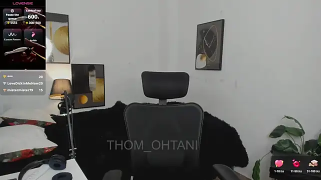 Thom_Ohtani Chat XXX in diretta
