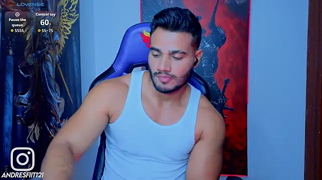 AndresRodriguez1 Adlı Modelin Canlı XXX Sohbeti