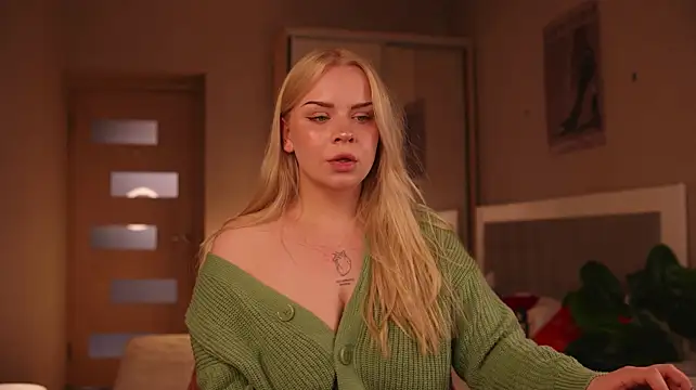 LisaLove3 élő XXX-chatje