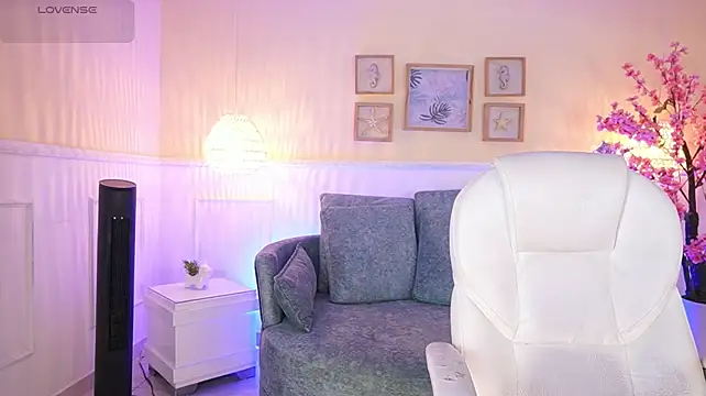 Chatroom XXX en direct de MeganLowell