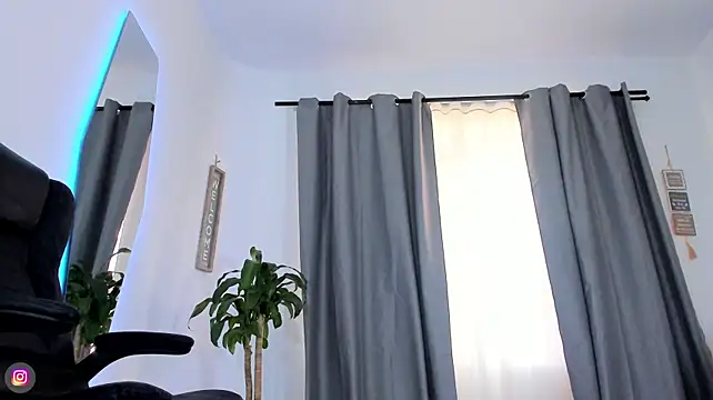 دردشة Mr_adrian الجنسية المباشرة
