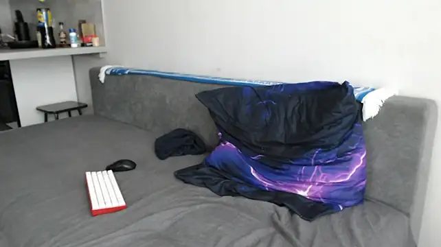 Student_Oliver XXX чат на живо
