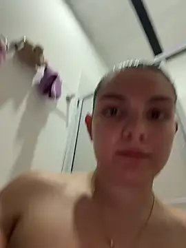 Eva_stark10 লাইভ XXX চ্যাট