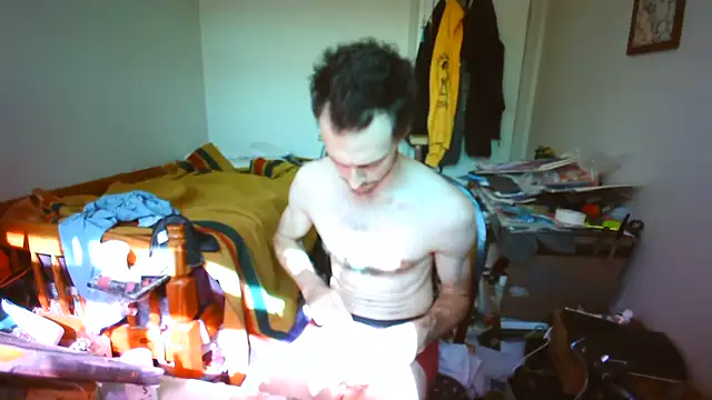 JohnnyMoves Show in webcam