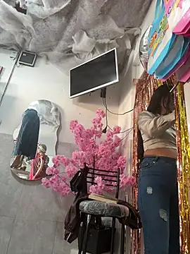 IsabellaMarietのライブXXXチャット