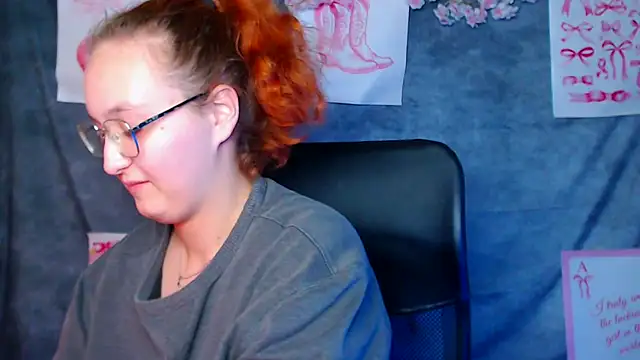 Chat +18 de MissAriaa ao vivo