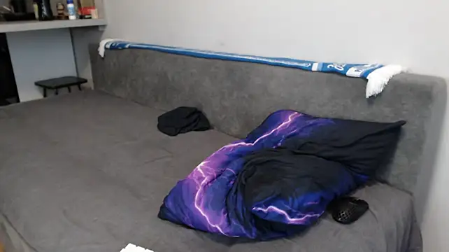Student_Oliver – Naživo XXX chat