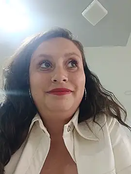 XXX chat uživo modela LIA--23