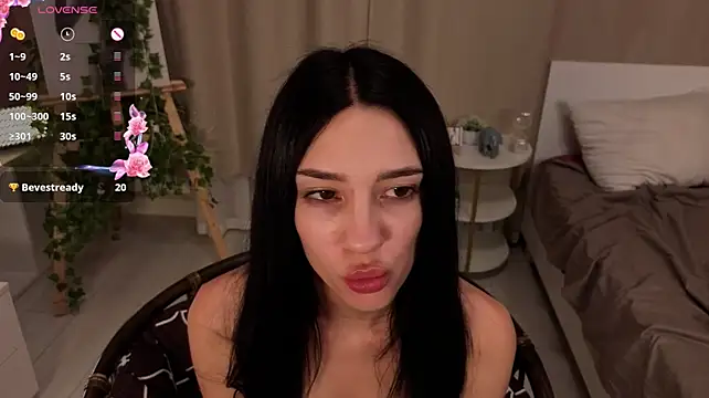 VinaMccroy – Live XXX-chat