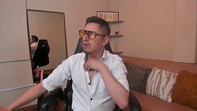 Živý XXX chat kevin_23_